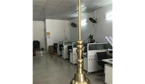不锈钢雕塑楼顶避雷针的原理